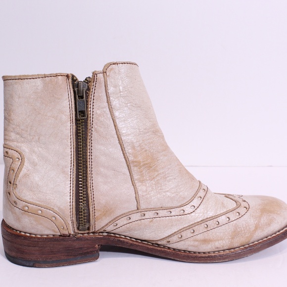 Bed Stu Cream Ankle Boots - Picture 4 of 8